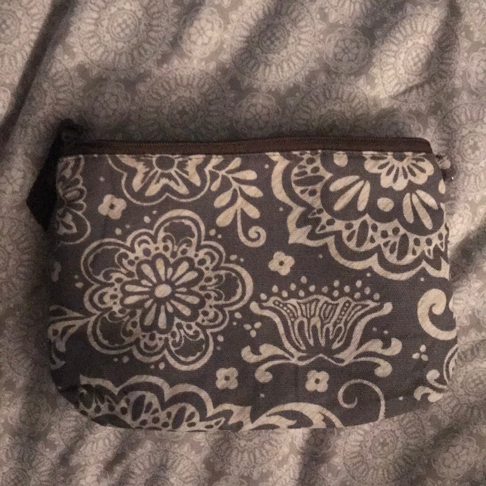 Thirty/one make up bag
